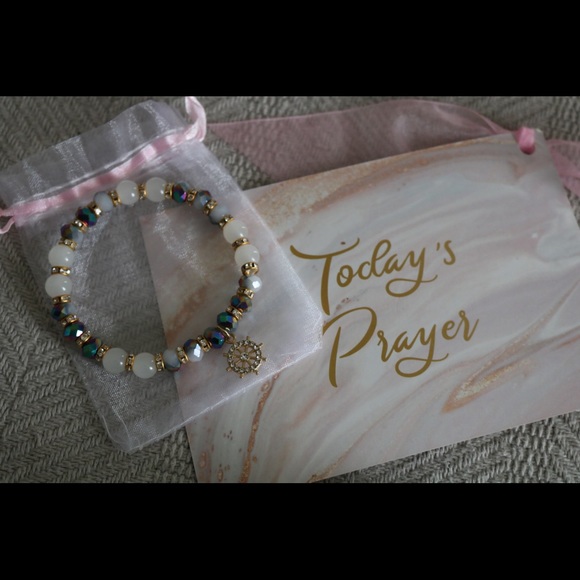 Prayer Bracelet & Card - Picture 1 of 3
